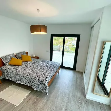 New&modern 3 Bedroom With Private Heated Pool Near Nazaré